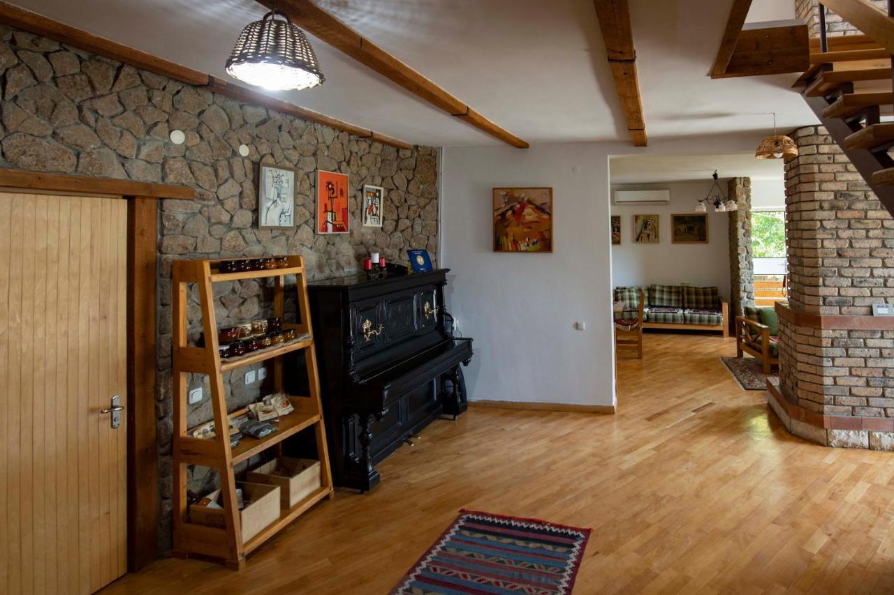 Green Stone Boutique Hotel Yeghegnadzor Ngoại thất bức ảnh